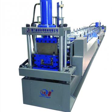 Rolvormmachine voor bovenbalk